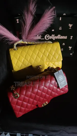 Luxury Classy Quilted Handbag - Burgundy