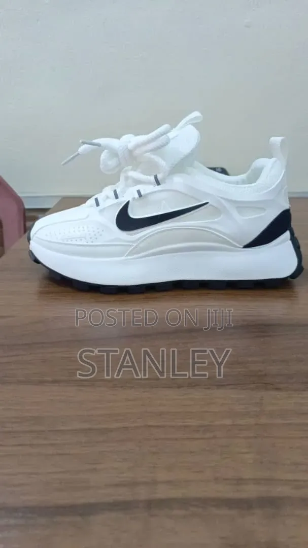 Quality Unisex Nike Fashion Sneakers - 1
