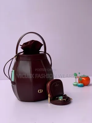 Chris Bella Quality Ladies Round Handbag
