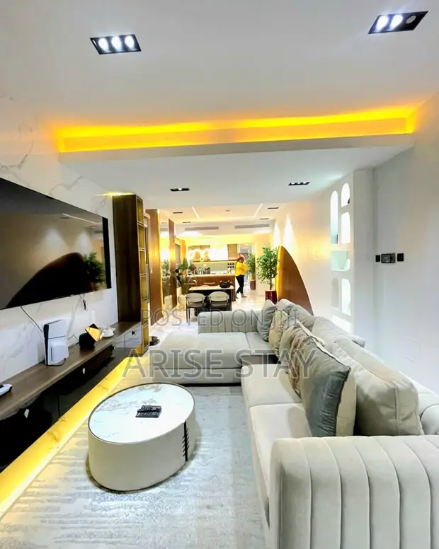 2-Bedroom Smart Home Shortlet with Pool | Lekki Phase 1 - 1