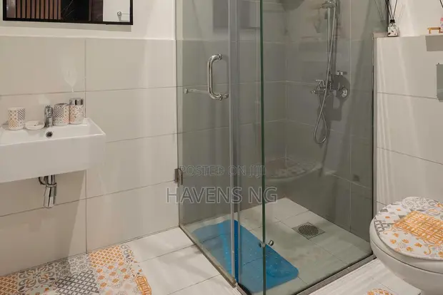 Gidan Kwana na 1-Bedroom na Alfarma don Hayar Gaggawa a Lekki Phase 1 - 1