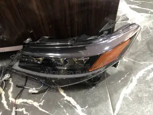 Sabon Camry Conversion Headlamp (2012-2013)