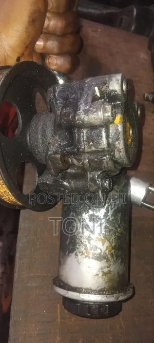 Power Steering Pump na 2JZ Lexus IS200
