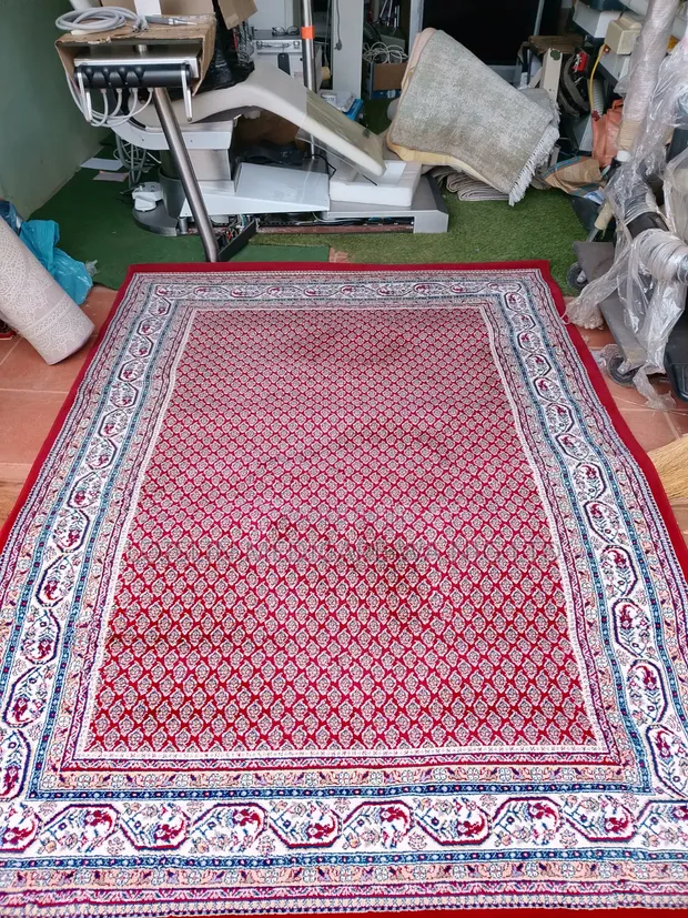 Red Traditional Persian-Style Rug - 1