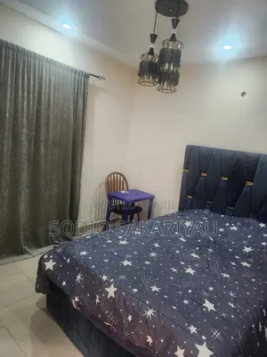 Gidan Kwalba Mai Zaman Kansa don Saka na Ɗan Ƙanƙanin Lokaci a Ikorodu