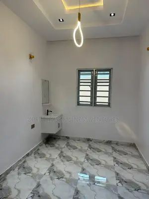 Furnished 3-Bedroom Bungalow with Solar Inverter in Alaaka, Elebu