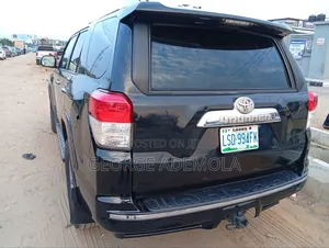 Toyota 4Runner 2012 Black