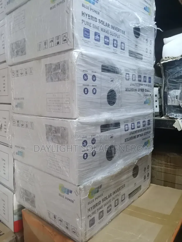Blue Power 3.2kva Hybrid Inverter 24v - 1