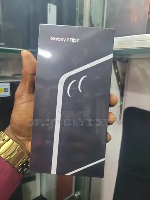 New Samsung Galaxy Z Flip7 256GB Blue