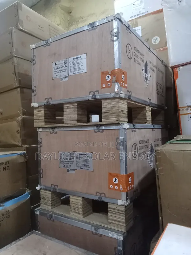 Felicity 10.24kWh 51.2V Lithium Battery - 1