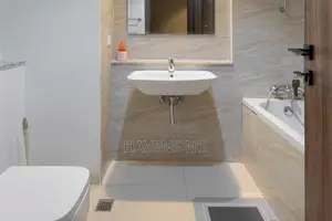 3-Bedroom Direct Ocean View Apartment Short Let