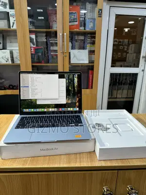Apple MacBook Air 2025 M4 16GB RAM 256GB SSD
