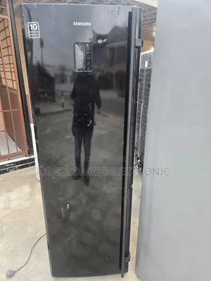 Samsung Inverter Standing Freezer da Ice Maker