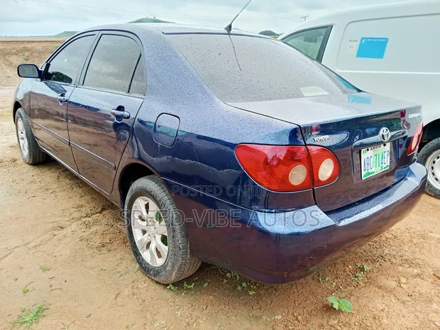 Toyota Corolla 2006 Blue - 1
