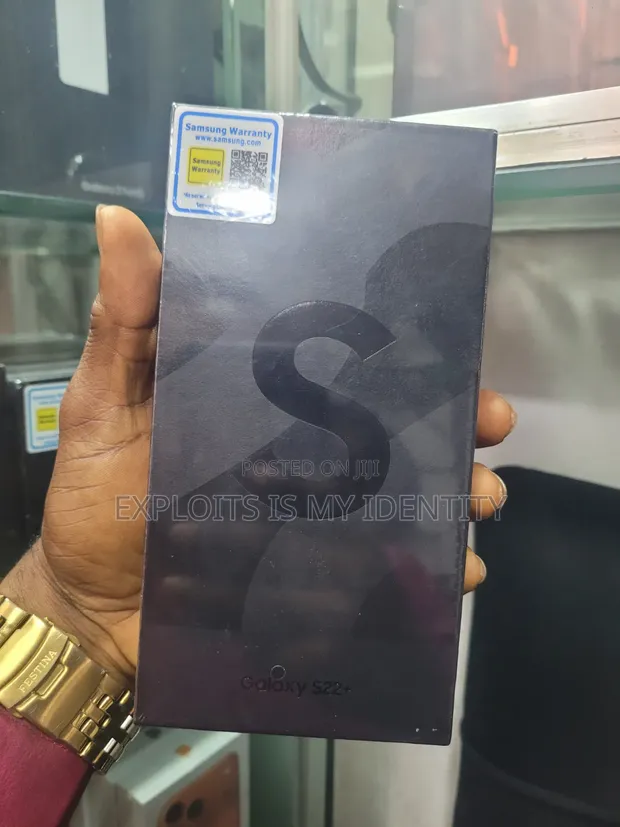 New Samsung Galaxy S22+ 5G 128GB Black - 1