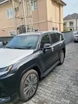 Lexus LX 600 2023 Mai Kariyar Jirgin Ruwa SUV - 3