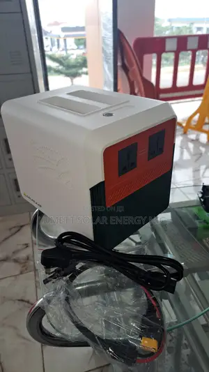 Cola 1000 Pro 1KWH 300W Rechargeable Portable Power Station