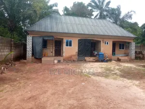 Gidan Gona Mai Dakuna 20 Don Siyarwa a Adebo, Enugu