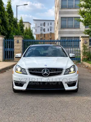 Mercedes-Benz C63 AMG 2014 White