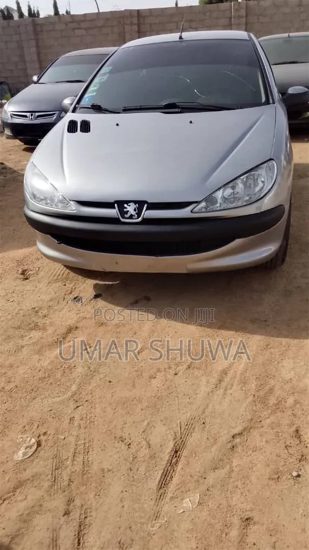 Peugeot 206 2006 Silver - 1