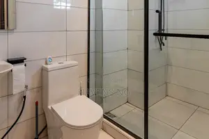 Sabon Luxury 2-Bedroom Apartment Shortlet a Oniru, VI