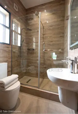 Furnished 2-Bedroom Penthouse a Lekki Phase 1 for Sale