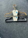 2 Pieces of Hangers - 3