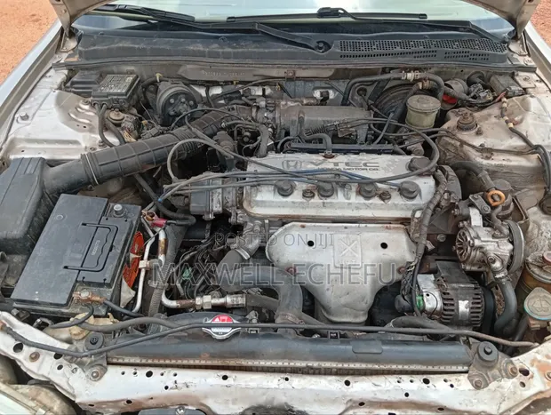 Honda Accord 1998 Silver - 1