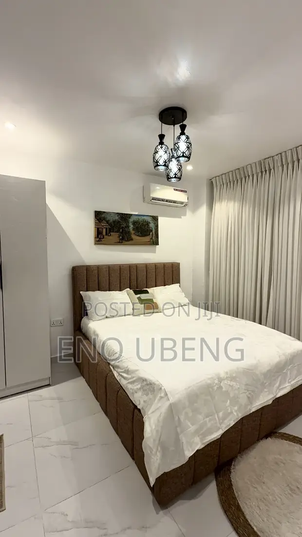 Gidan Kwana Daya (1 Bedroom Apartment) na Hayar Gaggawa, Victoria Island Extension - 1