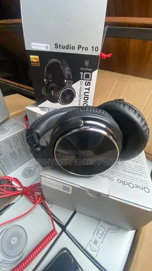 DJ Headphone Studio Pro 10