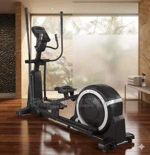 Universal Commercial Elliptical Trainer