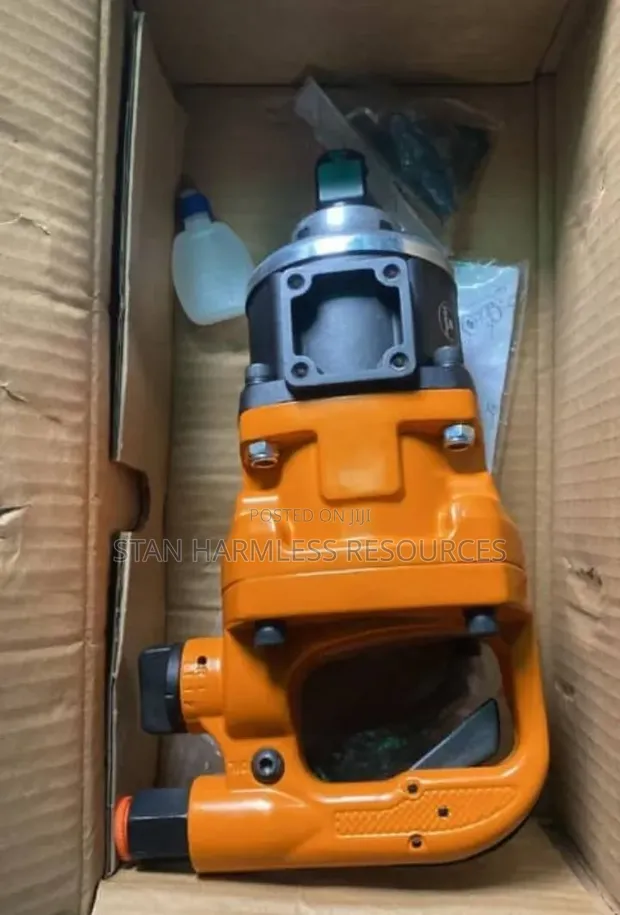 Pneumatic Impact Wrench - 1