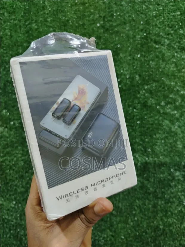 K8 Wireless Microphone - Brand New - 1