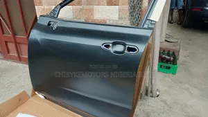 Front Left Door for Toyota Highlander (2020-2022)