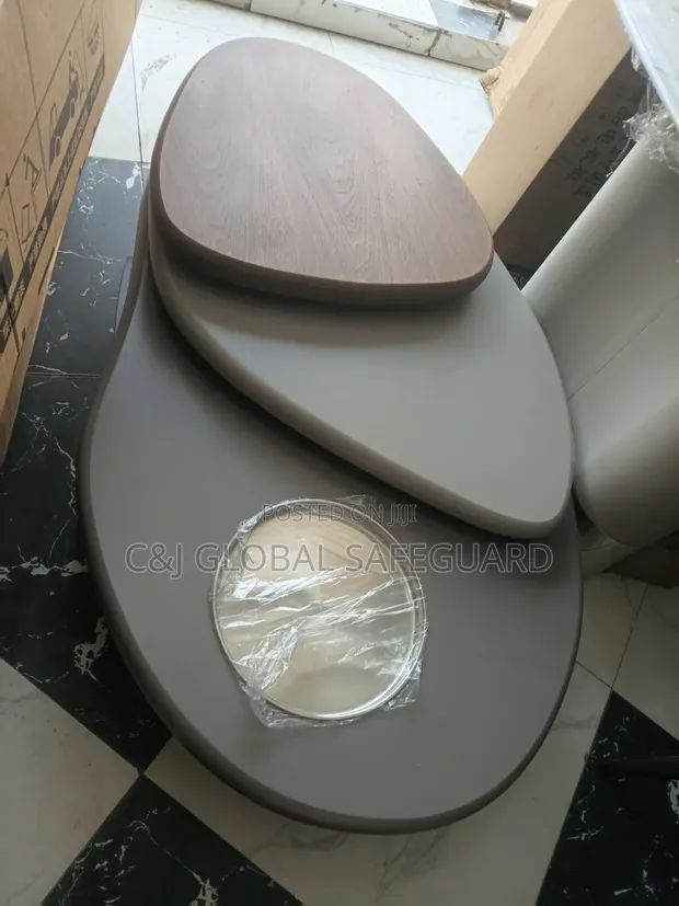 Coffee Rotating Center Table - Brand New - 1