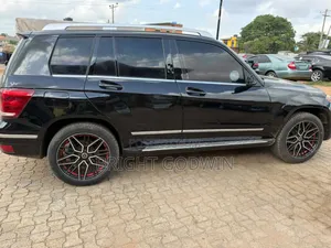 Mercedes-Benz GLK-Class 350 4MATIC 2010 Black