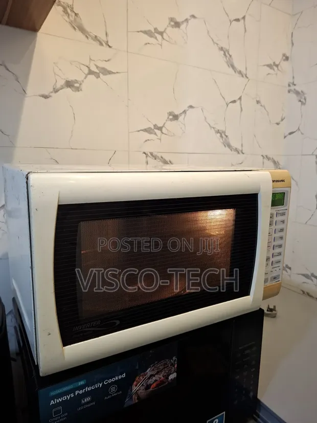 Used Panasonic 30L Microwave - 1