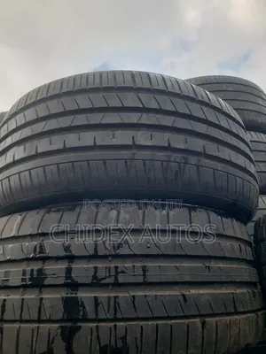 235/45 R18 Michelin Tire