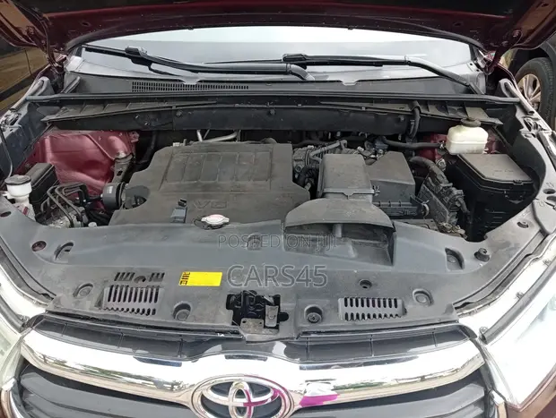 Toyota Highlander 2016 Burgundy - 1
