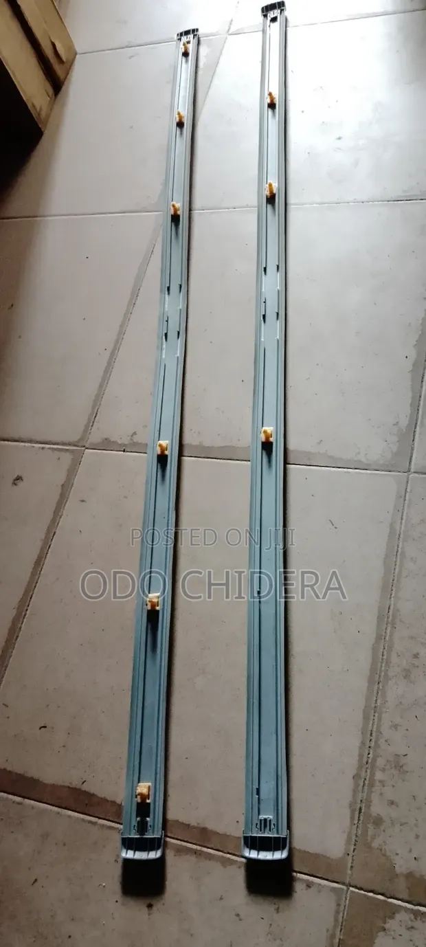 Toyota HiAce Roof Belt - Used - 1