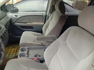 Honda Odyssey 2006 Gold