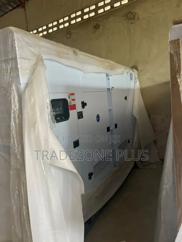 Perkins 500KVA Acoustic Generator Set - 1