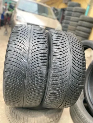 255/45 R20 First Grade Tokunbo Tyre