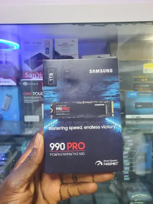 Samsung 990 Pro PCIe 4.0 NVMe SSD 1TB