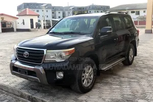 Toyota Land Cruiser 4.0 V6 GL 2012 Black