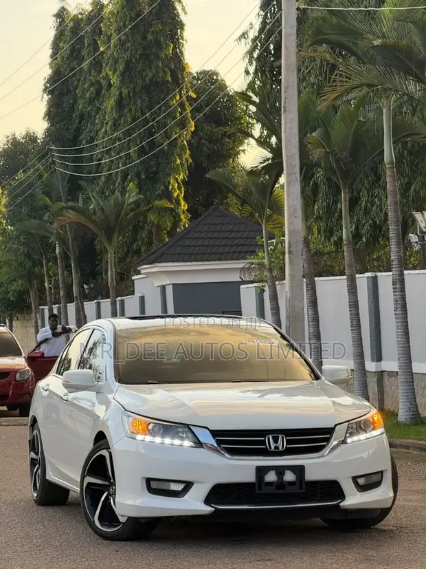 2014 Honda Accord Touring V6 Sedan - Foreign Used - 1