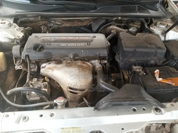 Toyota Camry 2002 Gray - 1