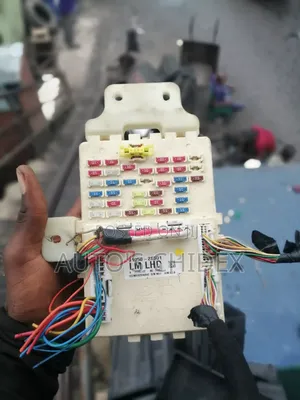 Hyundai Tucson Fuse Box (2010-2012)