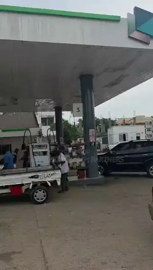 Functional Petrol Station with Plaza for Sale
