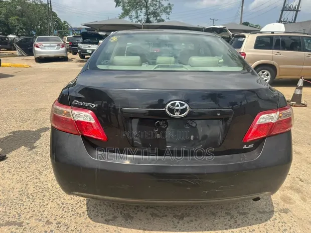 2008 Toyota Camry LE 2.4L Sedan - Accident Free - 1